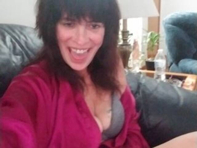 Capturas de pantalla de transmisión Reign327