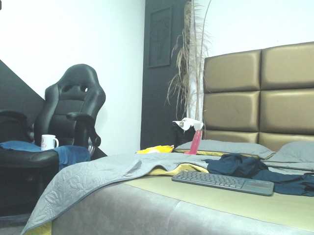 Capturas de pantalla de transmisión Rihanamoon