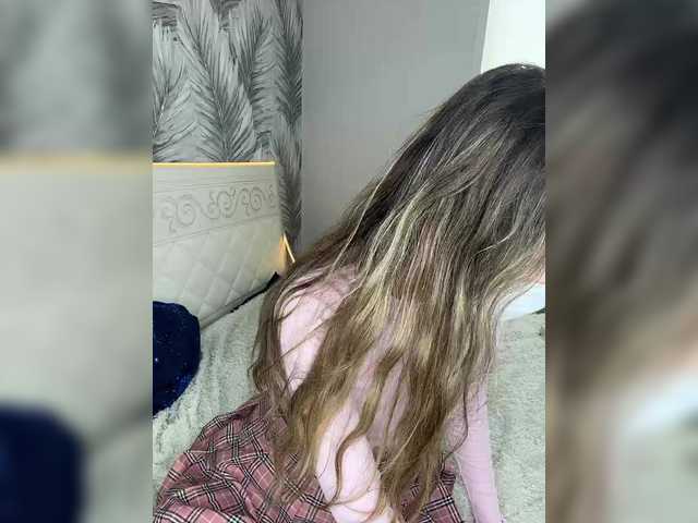 Capturas de pantalla de transmisión Rita-666