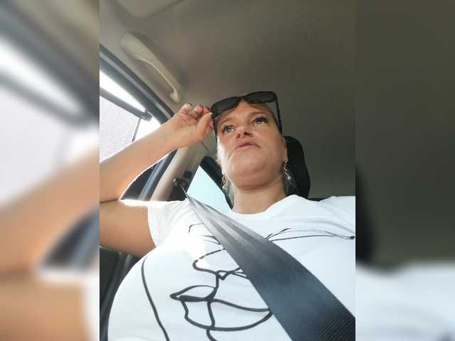 Capturas de pantalla de transmisión Roselyn25