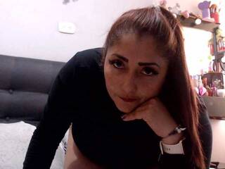 Chat de video erótico ROUSE-22