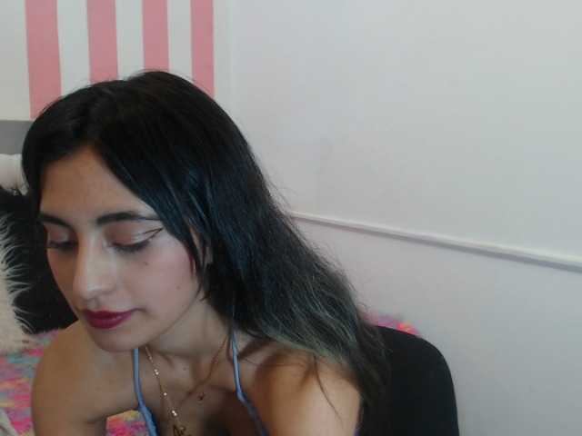 Capturas de pantalla de transmisión RoxanaWilliam