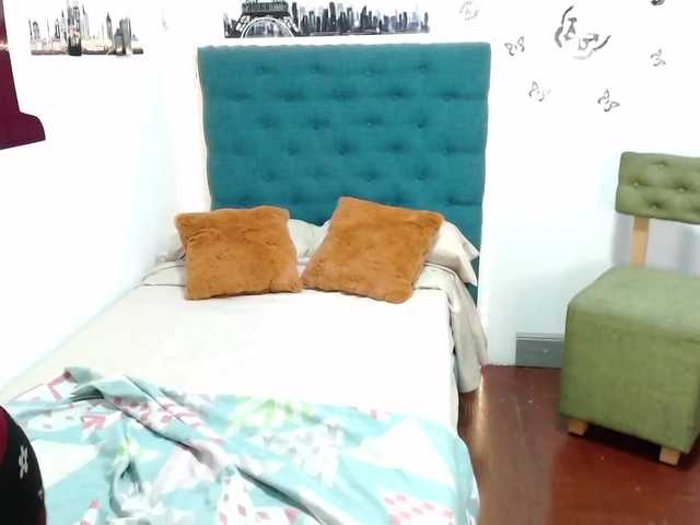 Capturas de pantalla de transmisión Ruby-Rose1