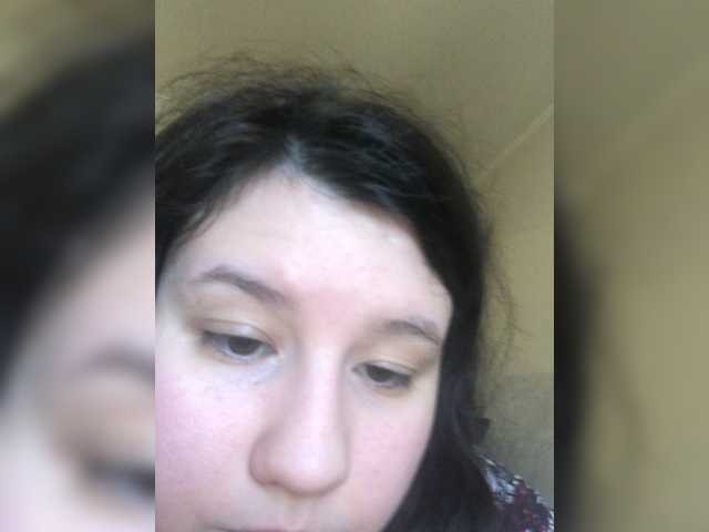 Capturas de pantalla de transmisión SaanviUwU