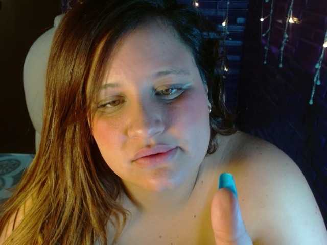 Capturas de pantalla de transmisión SabrinaQueen04