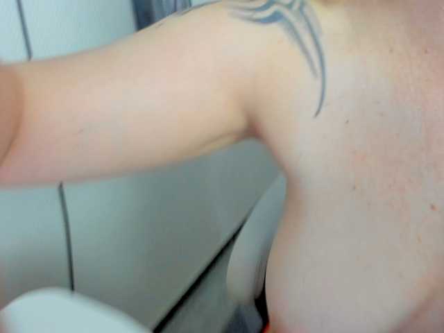 Capturas de pantalla de transmisión SallySecret