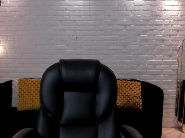 Capturas de pantalla de transmisión SamanthaGrand