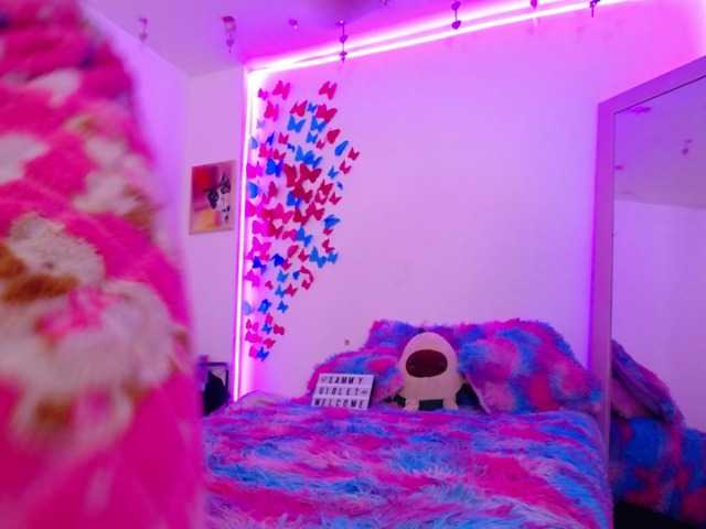 Capturas de pantalla de transmisión Sammyviolet