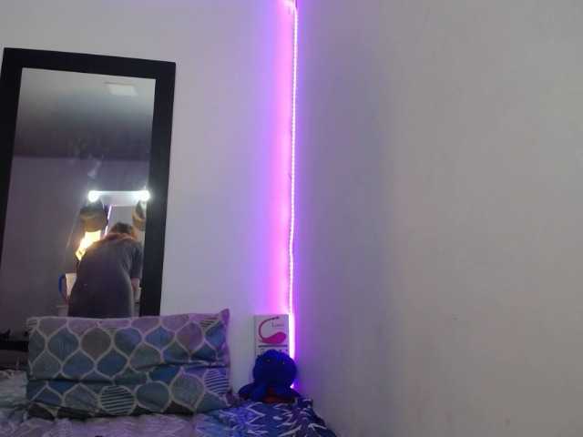 Capturas de pantalla de transmisión Sammyviolet