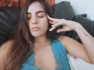 Chat de video erótico Saori11