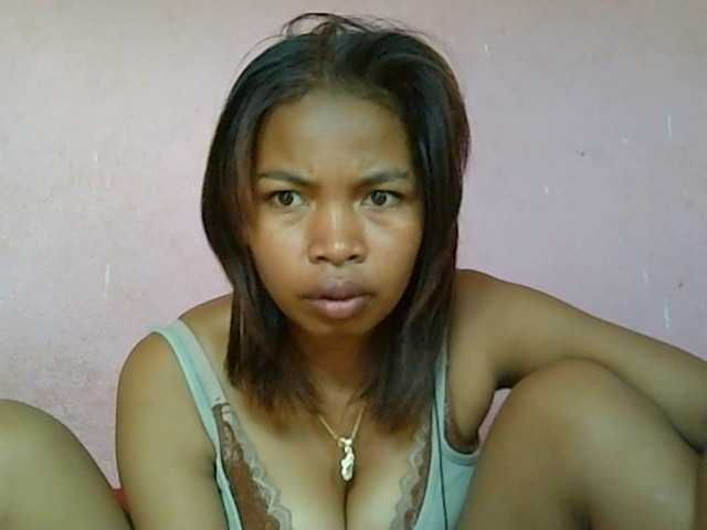 Capturas de pantalla de transmisión SaraBirds