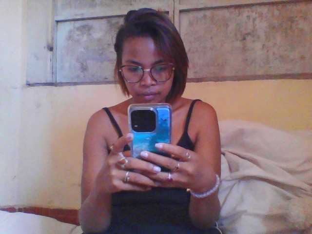 Capturas de pantalla de transmisión SaraBirds