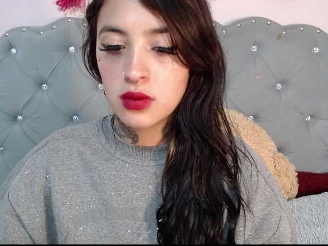 Capturas de pantalla de transmisión sara_perez