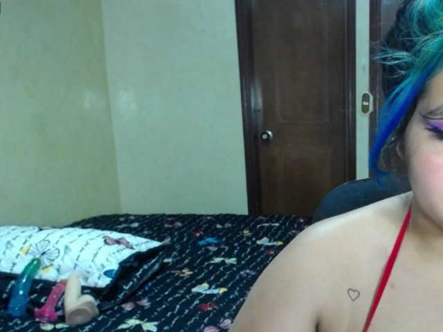 Capturas de pantalla de transmisión SaraThomps