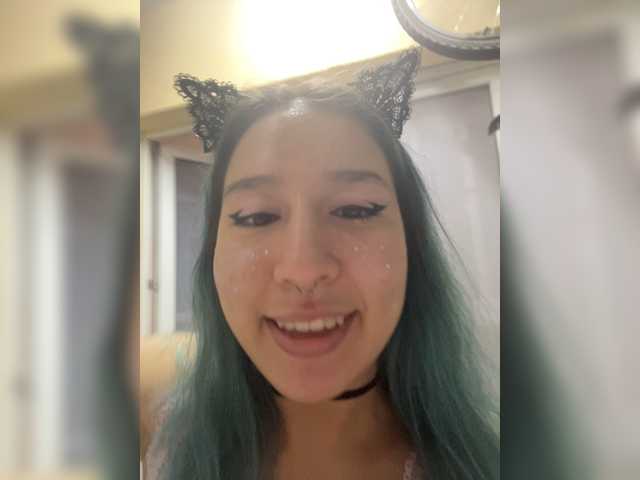 Capturas de pantalla de transmisión SashaLoves69