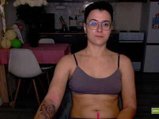 Chat de video erótico Sashanotfound