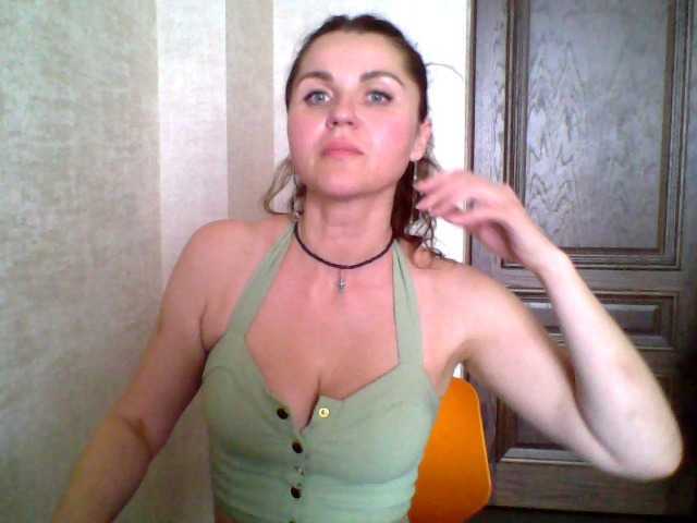 Capturas de pantalla de transmisión SashaSquirt1