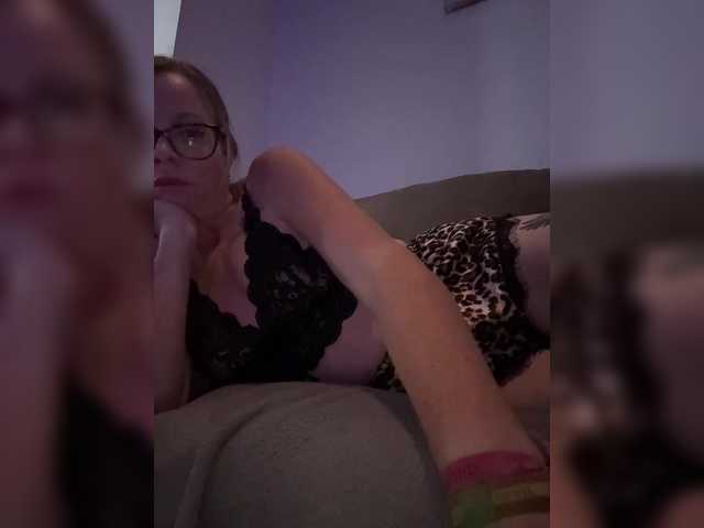 Capturas de pantalla de transmisión ScarlettRedRose