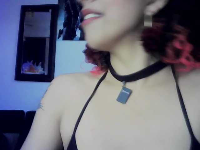 Capturas de pantalla de transmisión sensualurbi