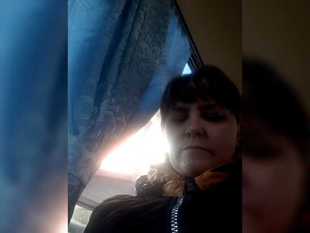 Capturas de pantalla de transmisión sexmarisha2