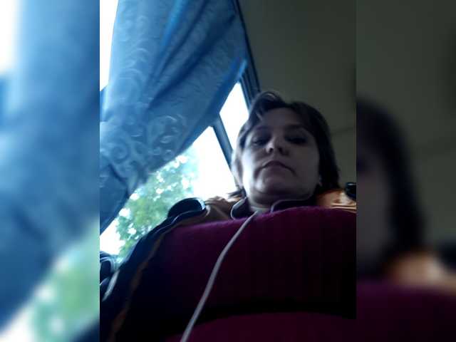 Capturas de pantalla de transmisión sexmarisha2