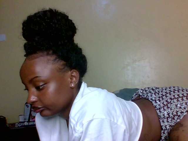 Capturas de pantalla de transmisión SexxyDaissy