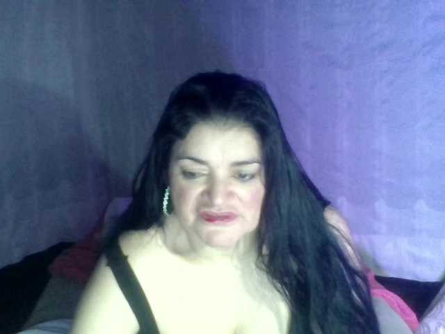 Capturas de pantalla de transmisión sexy-camy