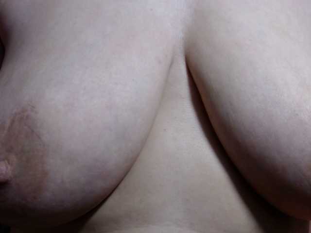 Capturas de pantalla de transmisión SexYagodka