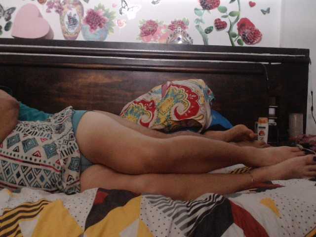 Capturas de pantalla de transmisión sexycristina