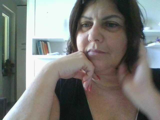 Capturas de pantalla de transmisión sexydeby