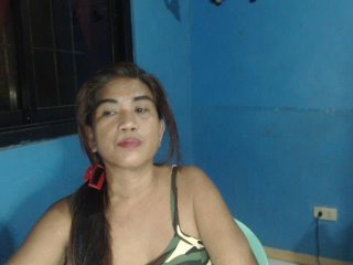 Capturas de pantalla de transmisión sexyHOTmature