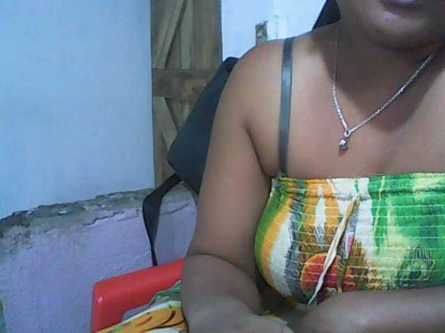 Capturas de pantalla de transmisión sexymom330