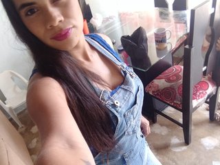 Videochat erótico ShainaJones1