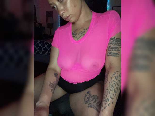 Capturas de pantalla de transmisión shawtyyredd