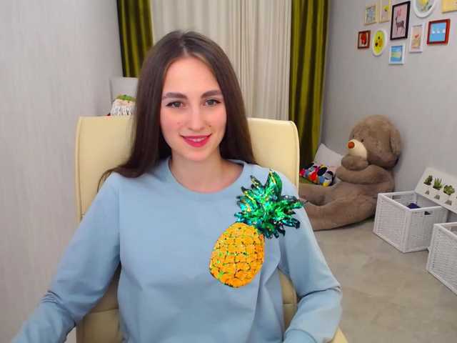 Capturas de pantalla de transmisión ShineWithMe