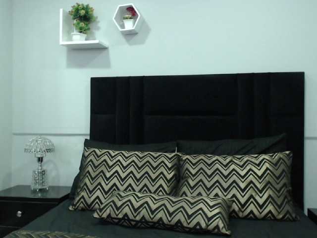 Capturas de pantalla de transmisión ShirleyRedd