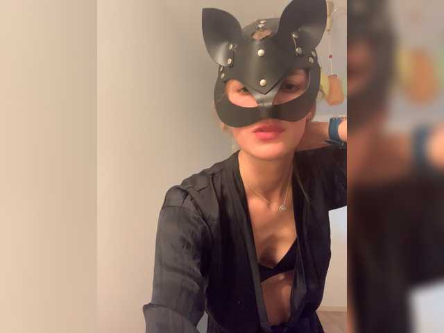 Capturas de pantalla de transmisión Silviasaint09