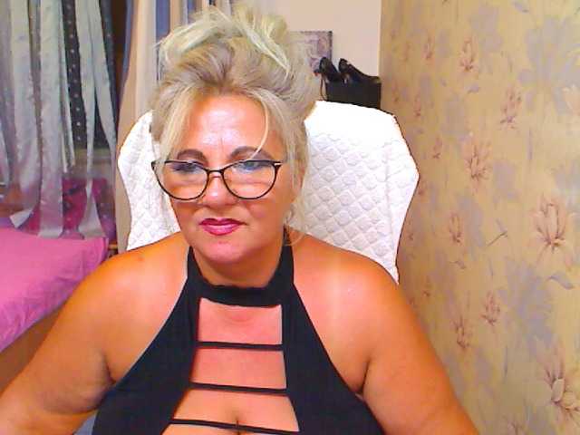 Capturas de pantalla de transmisión sinwoman