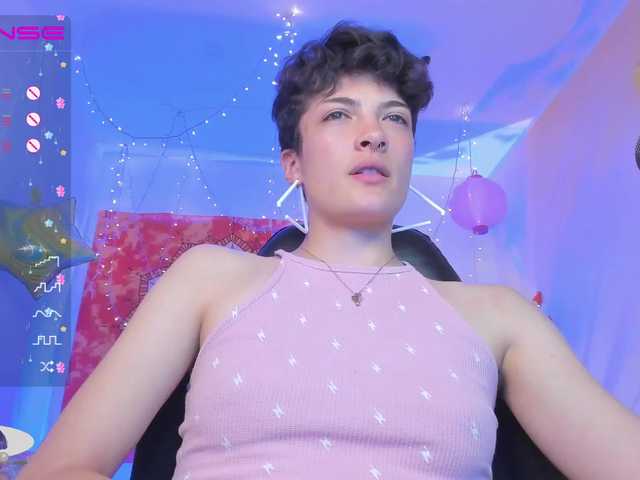 Capturas de pantalla de transmisión skinpeach