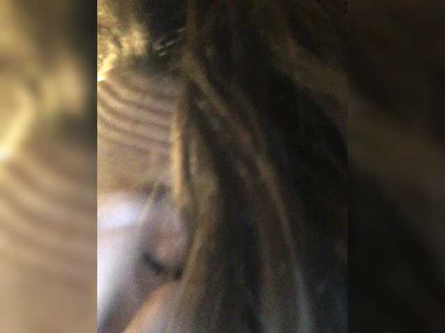 Capturas de pantalla de transmisión Slaytay01