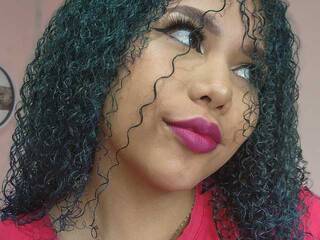 Chat de video erótico smiling-curly