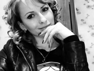 Chat de video erótico Smorodinkaa