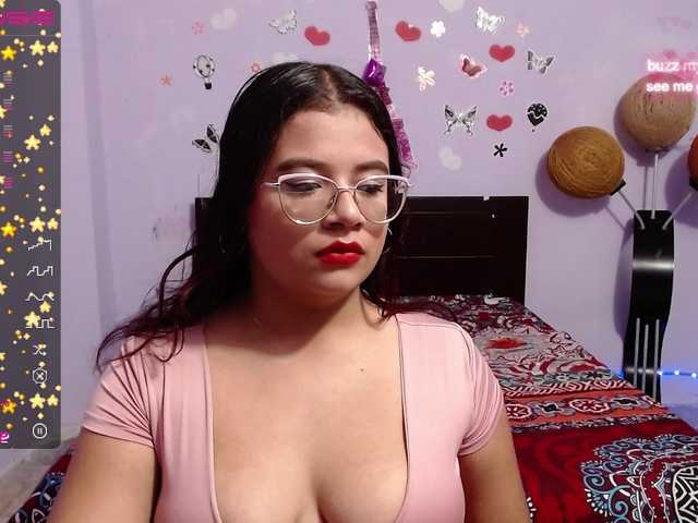 Capturas de pantalla de transmisión Sofhycute