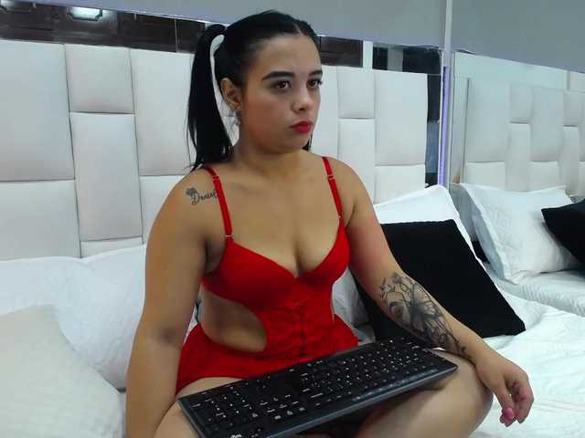 Capturas de pantalla de transmisión sofi-cute