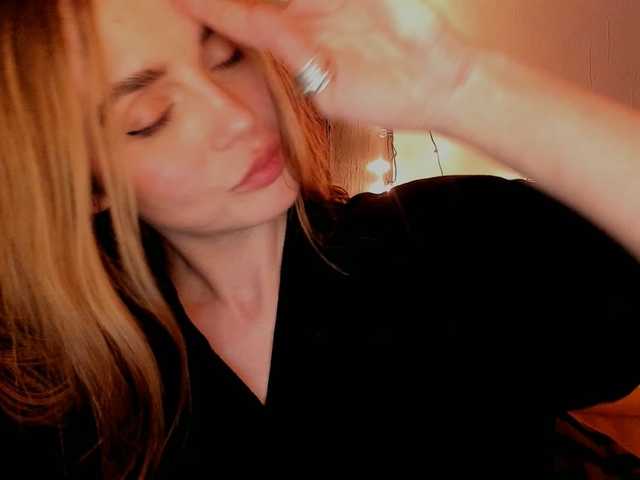 Capturas de pantalla de transmisión Sonya-Mo