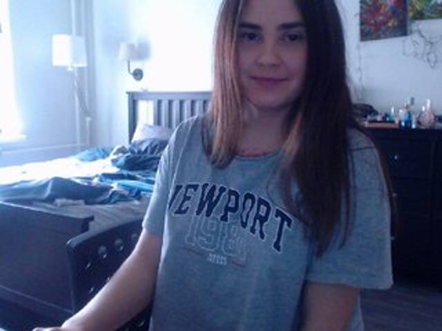 Capturas de pantalla de transmisión DearSonya