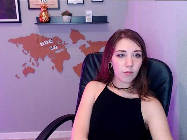 Capturas de pantalla de transmisión sonyahoney