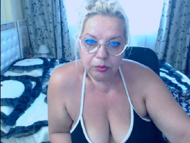 Fotos SonyaHotMilf #BLONDE#MATURE#FEET##PUSSY#ASS#MAKE ME HAPPY WITH YOUR TIPS!!