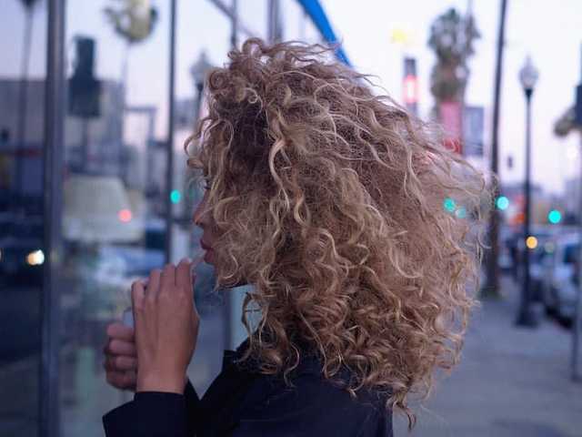 Foto de perfil stacy-curly