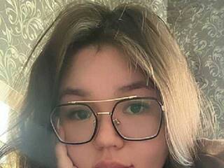 Chat de video erótico Stefanie-Adel